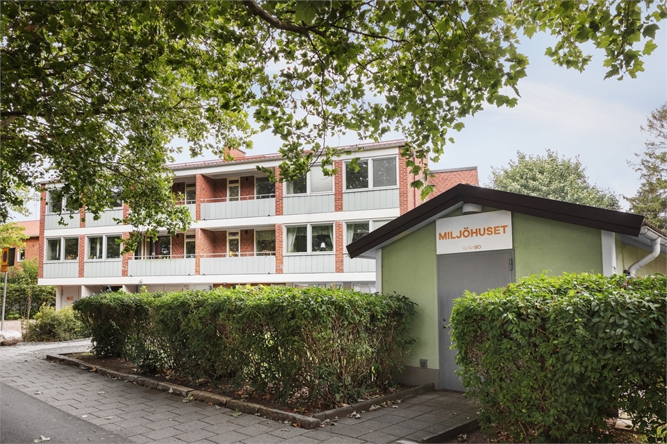 /Global/DisplayMultimediaDescription.ashx?guid=acf0a90c-45b3-4a67-b800-fb44d4d3487b